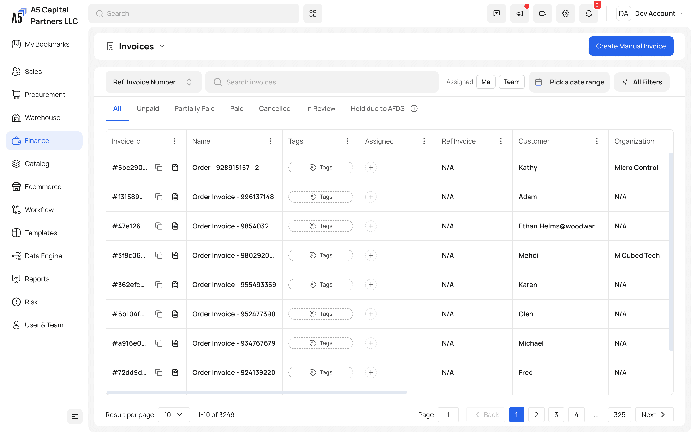 Invoices list with paid and open invoices